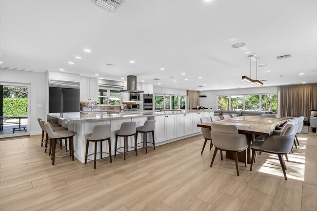 Foto del edificio - 937 SW 34th Ct