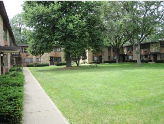 Building Photo - Faircrest Apartments