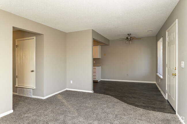 2HAB, 1BA - 920 ft² - The Bluffs