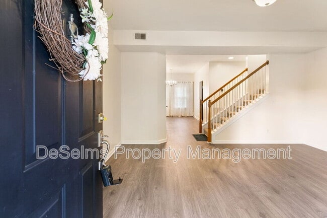 Building Photo - 1405 S Glenleigh Ct