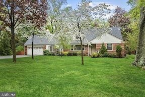 Primary Photo - 302 Bridgeboro Rd