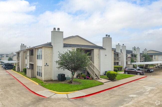 Building Photo - Walnut Hill Condominiums