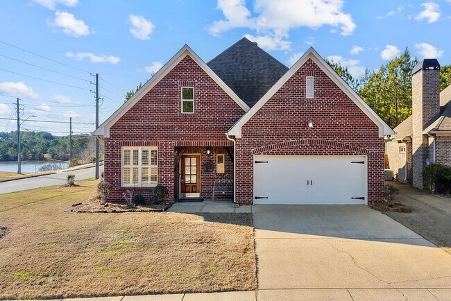 Foto del edificio - Looking for one-level living in one of Chelsea’s most-loved communities!