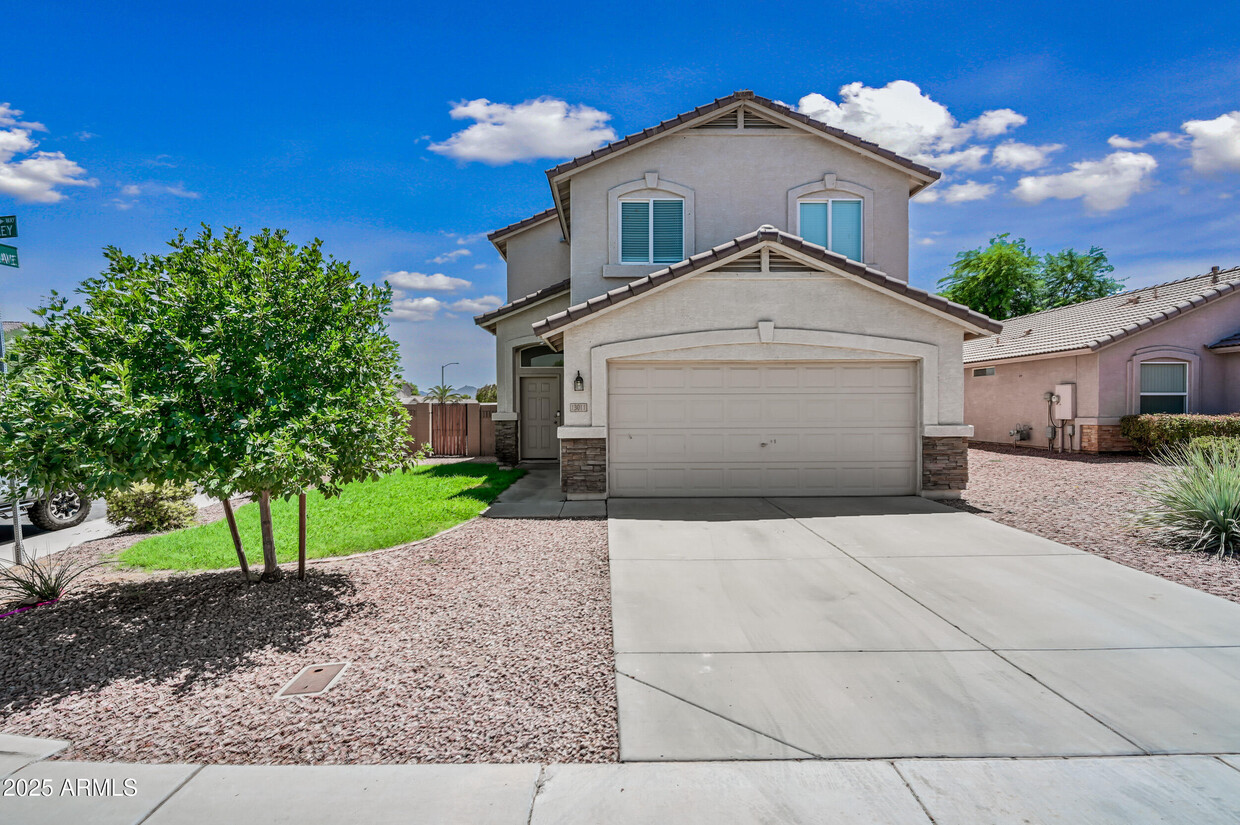 Primary Photo - 13011 W Monterey Way