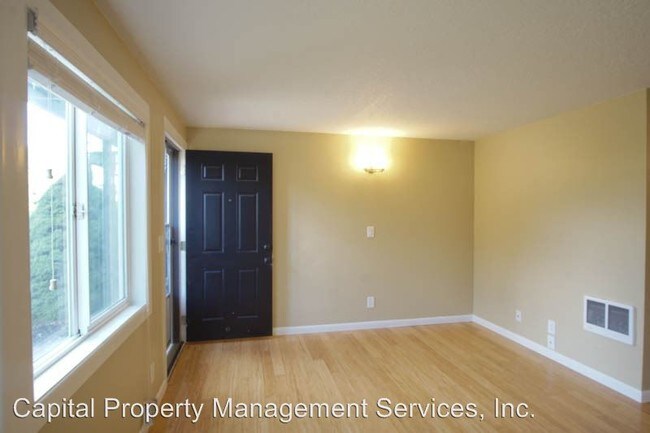 Foto del edificio - 4102-4128 SE Cesar Chavez Blvd