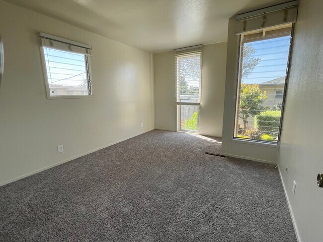 Bedroom 1 - 451 Dela Vina Ave