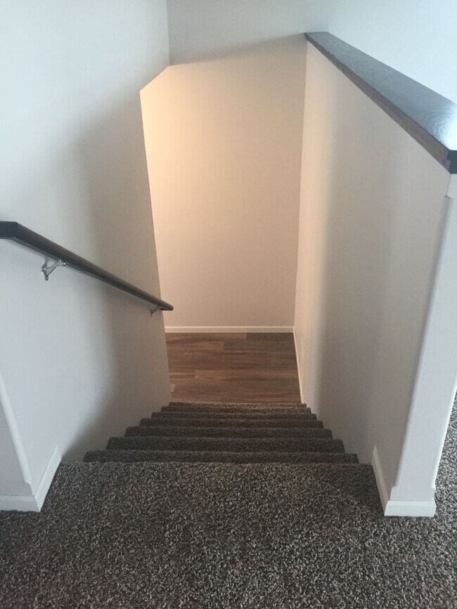 Building Photo - 3354 27th St S