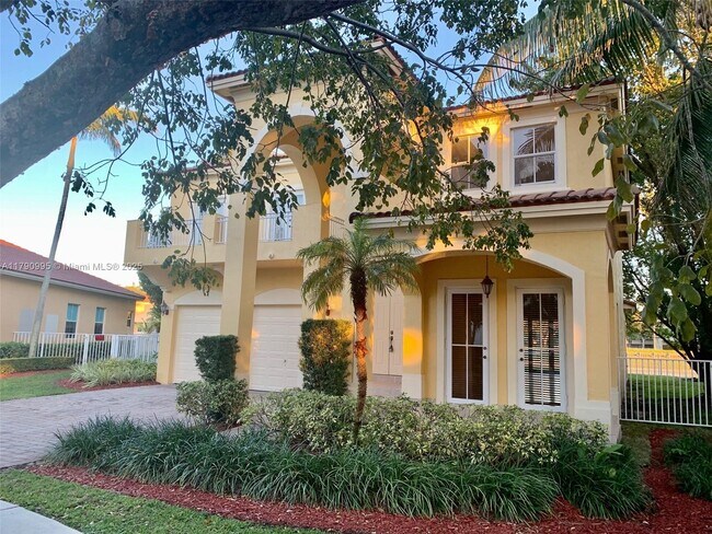 Foto del edificio - 8219 SW 165th Ct