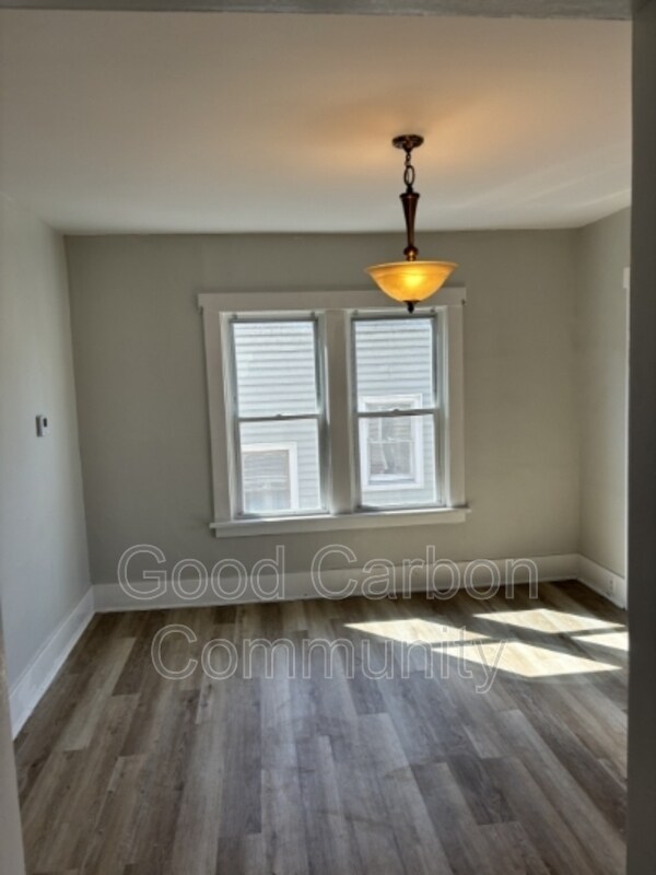Foto del edificio - 2273 Delaware Ave