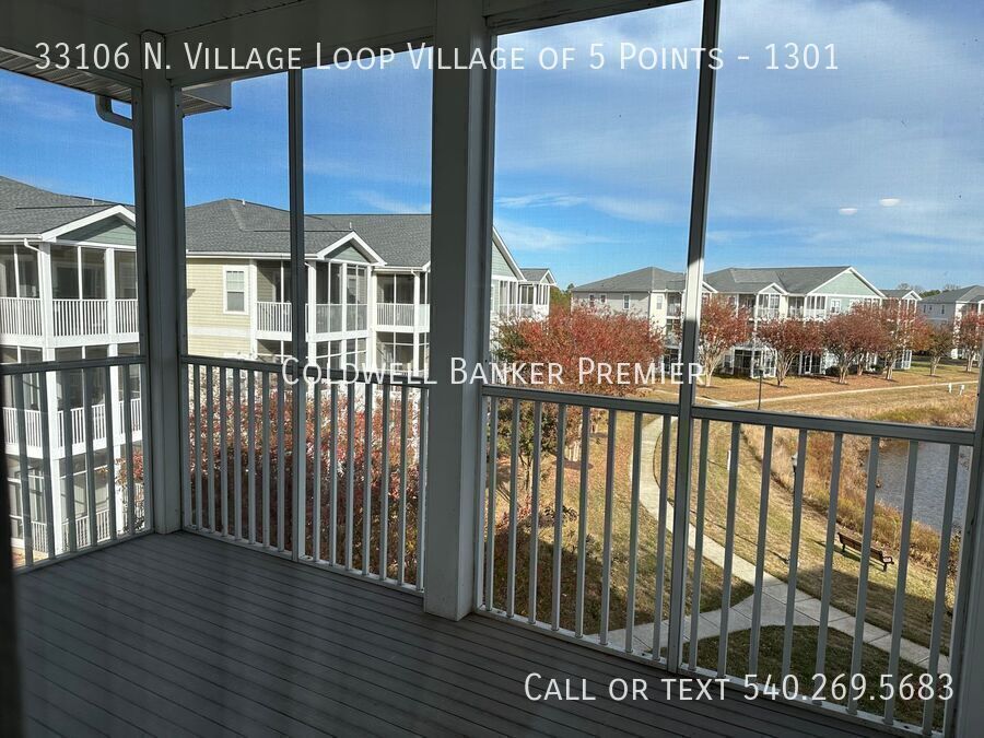 Foto del edificio - 33106 N Village Loop