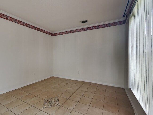 Foto del edificio - 3233 Kings Ridge Terrace