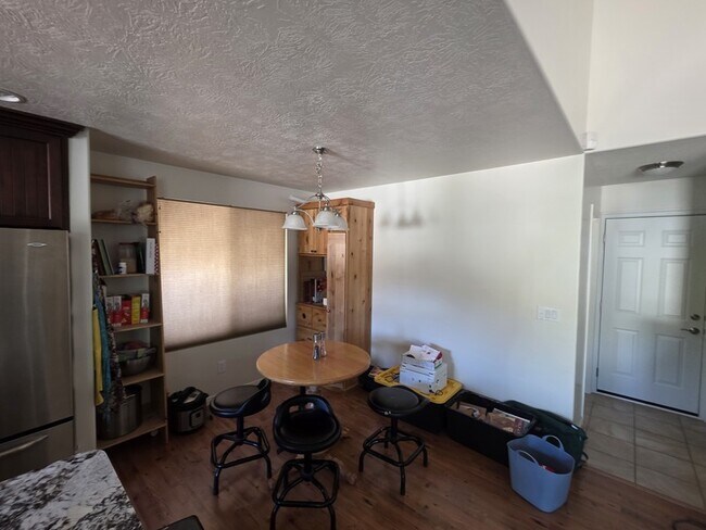 Building Photo - 5672 Ketch Ln