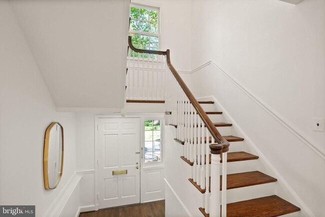Building Photo - 5152 Manning Pl NW