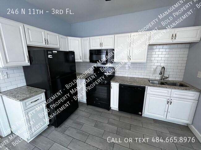 Foto del edificio - 246 N 11th-3rd Fl.