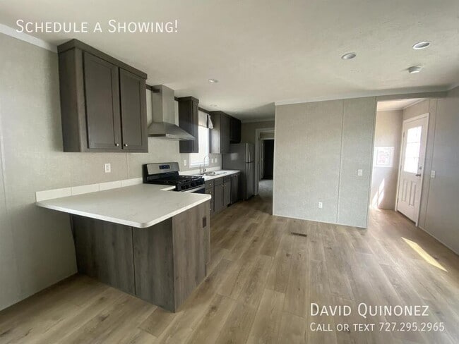 Building Photo - 514 Murray-