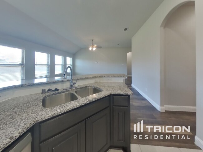 Foto del edificio - 536 Longhorn Ln