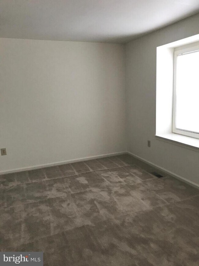 Building Photo - 1534 MARLBOROUGH Ct
