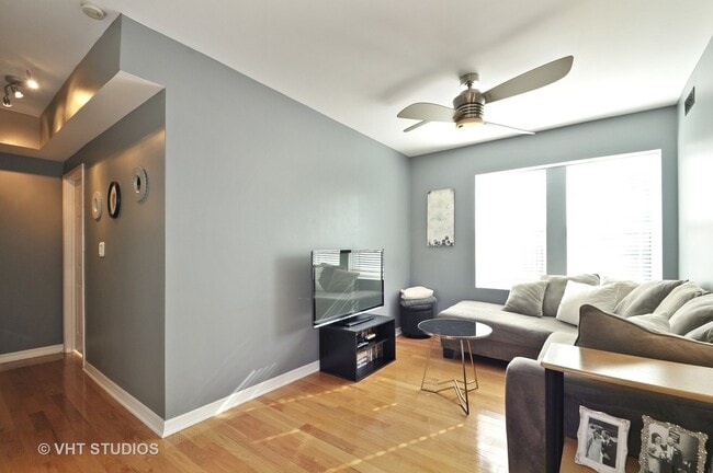 Photo - 2649 N Kedzie Ave Apartment