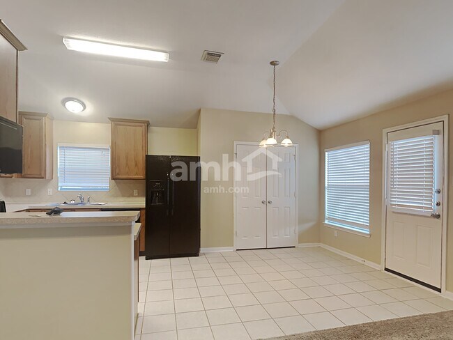 Foto del edificio - 30611 S Sulphur Creek Dr