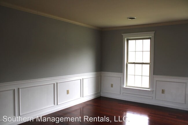 Building Photo - 3 br, 2.5 bath House - 102 Weatherburn Drive