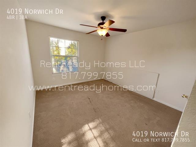 Foto del edificio - 4019 Norwich Dr