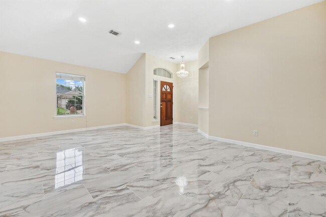 Foto del edificio - 5414 Fairtide Dr