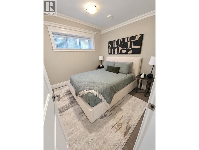 Photo du bâtiment - 2127 E 46th Ave