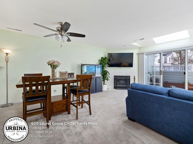 Building Photo - Charming 2 Bedroom Home for Rent in Santa ...