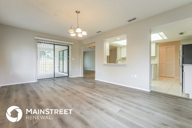 Building Photo - 360 Gulf Breeze Blvd