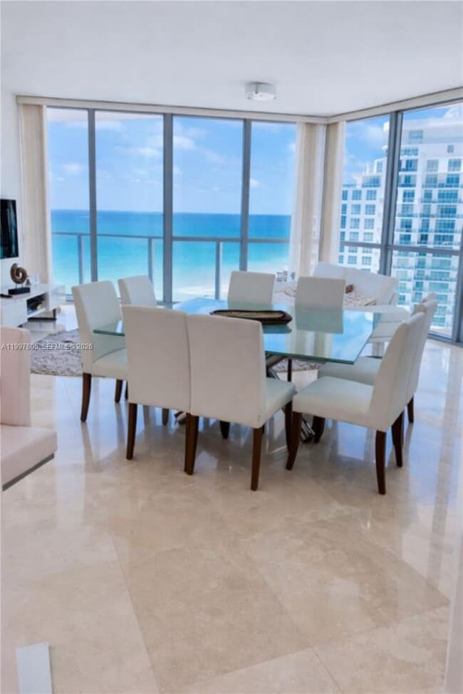 Photo - 3101 S Ocean Dr House