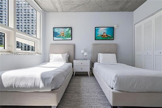 Foto del edificio - 3250 NE 1st Ave