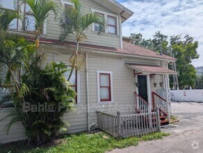 Building Photo - 103 S Westland Ave