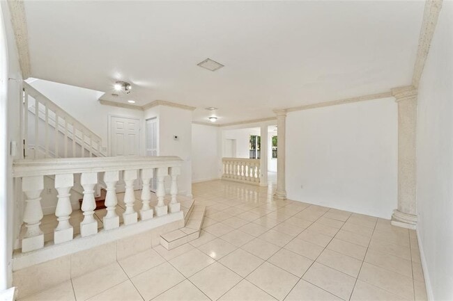 Foto del edificio - 10819 NW 51st Ln