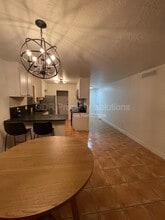 Building Photo - 520 Ortiz Dr NE