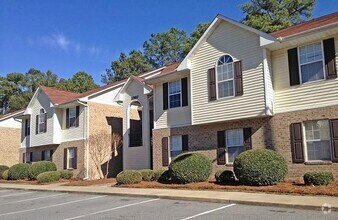 Building Photo - 2914 Mulberry Ln