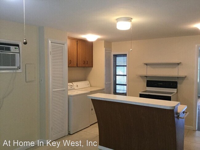 Building Photo - 2 br, 2 bath House - 3812 Duck Ave