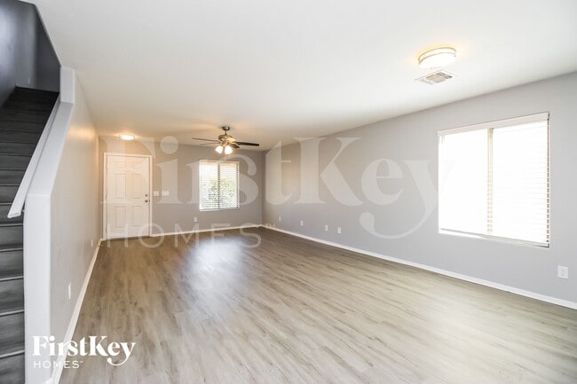 Building Photo - 40608 N High Meadows Dr