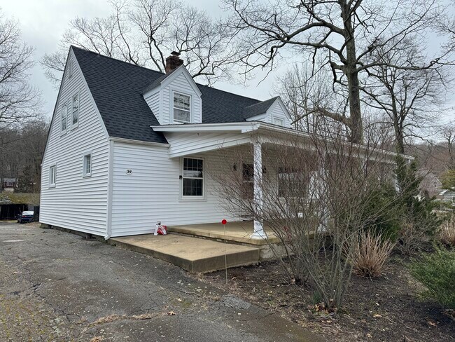 Vista desde el camino de paso - 39 Lake Dr