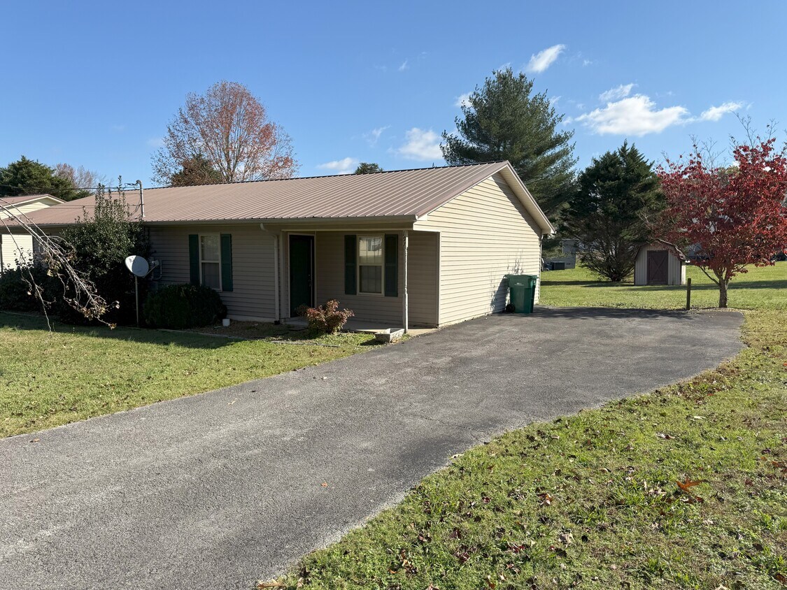 Foto principal - 197 Utility Rd