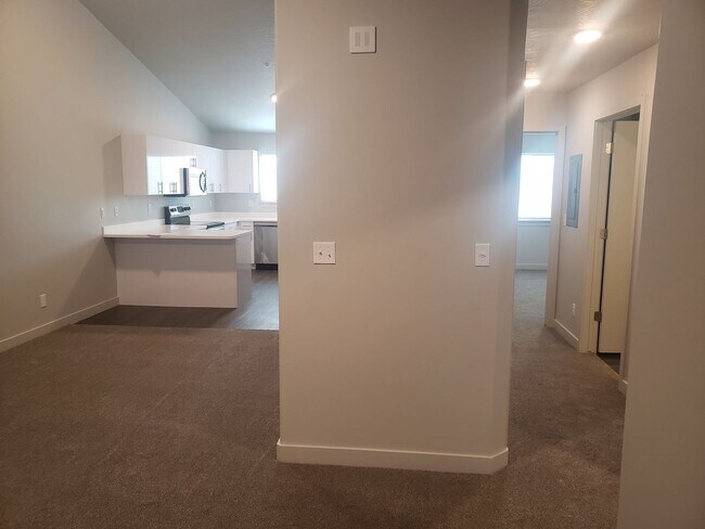 Foto del edificio - 2 bed 1 bath in Springville!!
