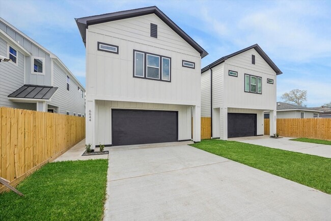 Foto del edificio - 6644 Lozier St