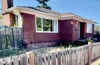 Building Photo - 7115 N Albina Ave