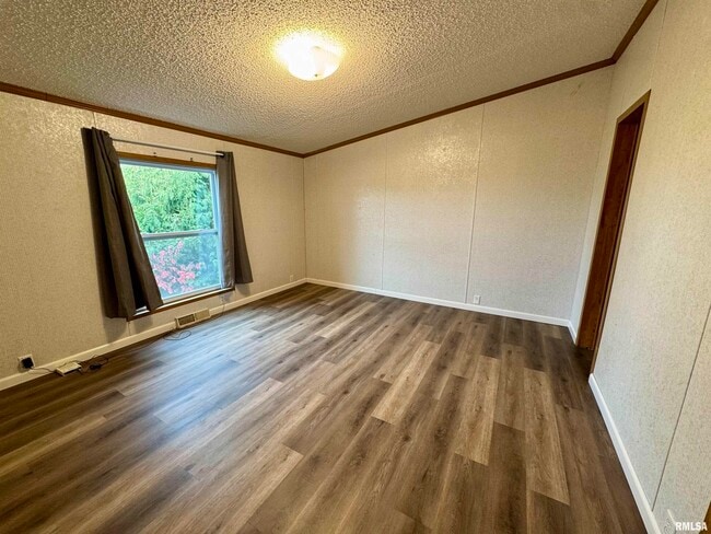 Foto del edificio - 14401 134th Ave W