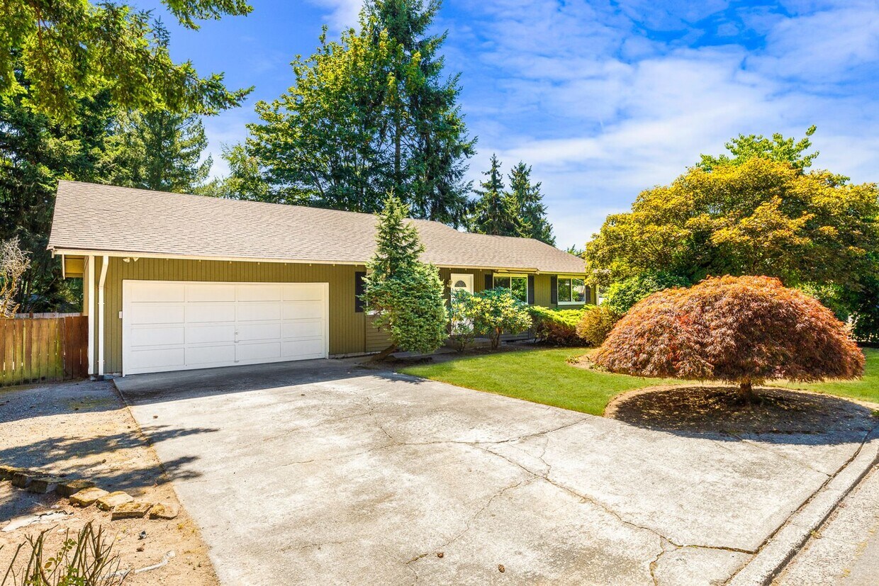 Primary Photo - 3 Bedroom Rambler in Bothell