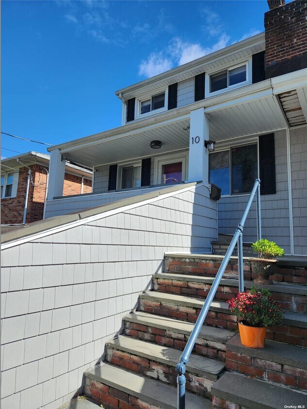 Primary Photo - 10 Kirkwood Rd