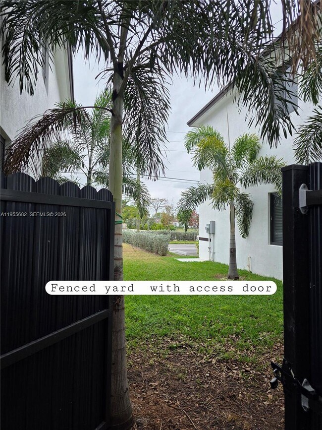 Foto del edificio - 1313 NW 6th Ave