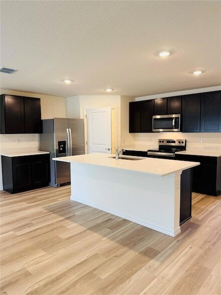 Foto del edificio - 2924 NE 20th Ter