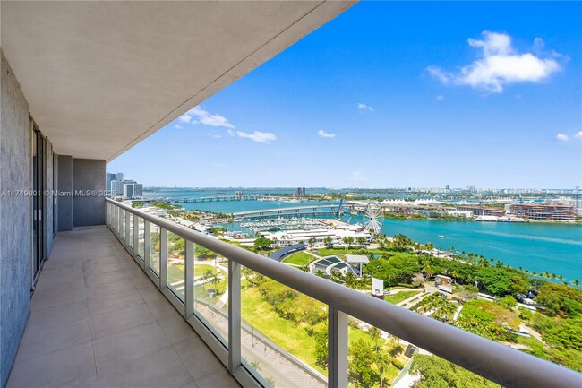 Foto del edificio - 50 Biscayne Blvd