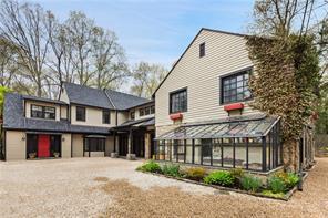 Foto principal - 118 Old Mill River Rd