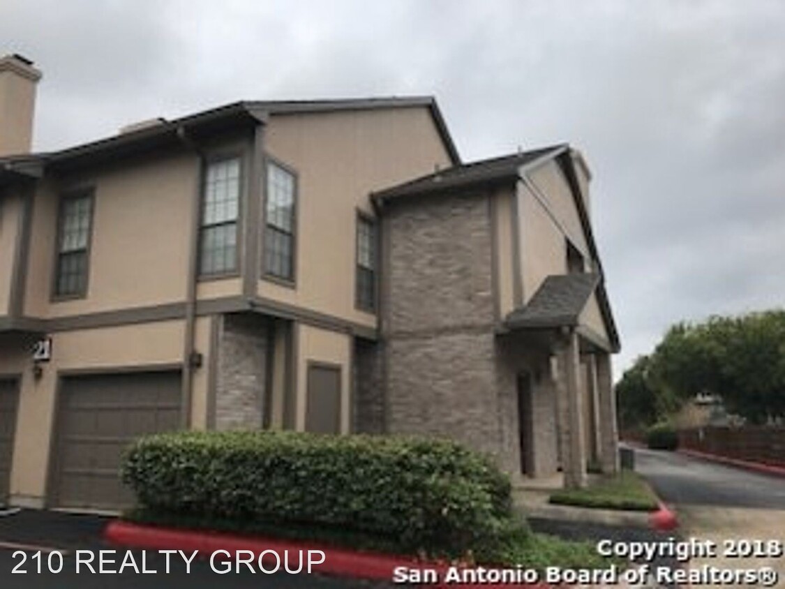 Foto principal - 2 br, 2.5 bath House - 11839 PARLIAMENT ST...